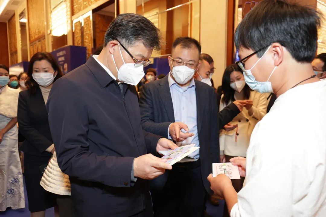 参观网红直播展区