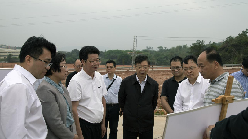 座谈和现场调研