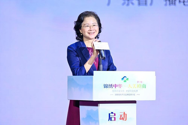 广东省广播电视局党组书记、局长王晓
