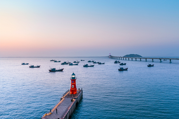 南澳大桥和启航广场